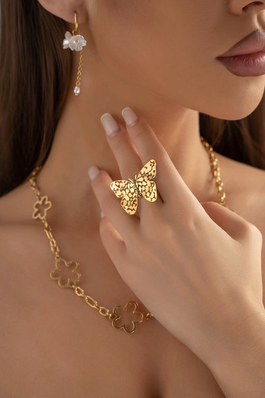 Adjustable Golden Butterfly Ring in Stainless Steel Lace
